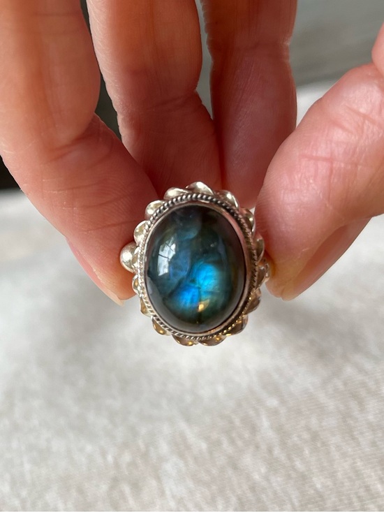 Jewelry - Vintage Labradorite Ring